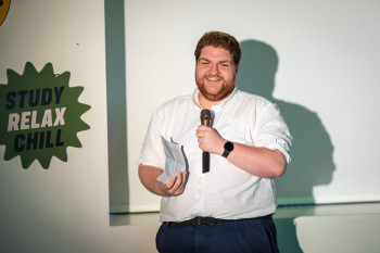 Image: Daniel Gill performing. 
